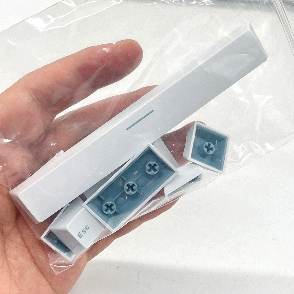 Keycap Cherry Profile in PBT p - Gaming Accessories Aesthetic recensione e prezzo